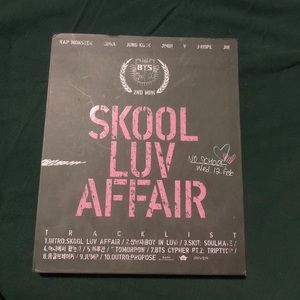 BTS KPOP SCKOOL LUV AFFAIR